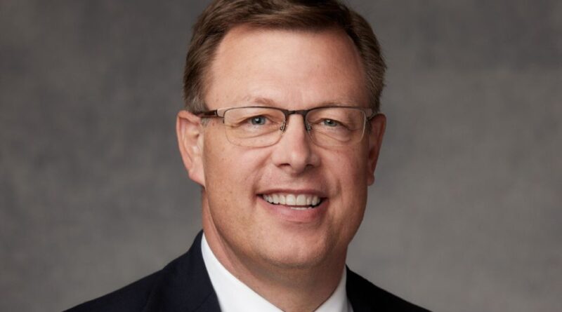 Élder Clark G. Gilbert é chamado para o Quórum dos Doze Apóstolos